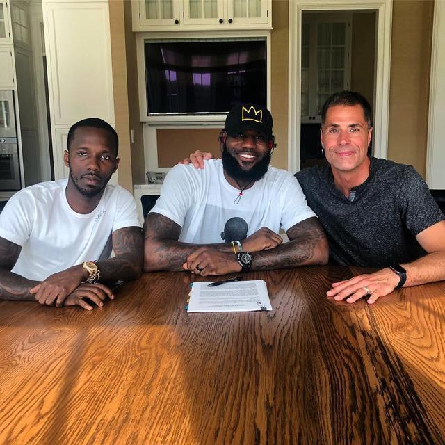 门将出球 门将出球